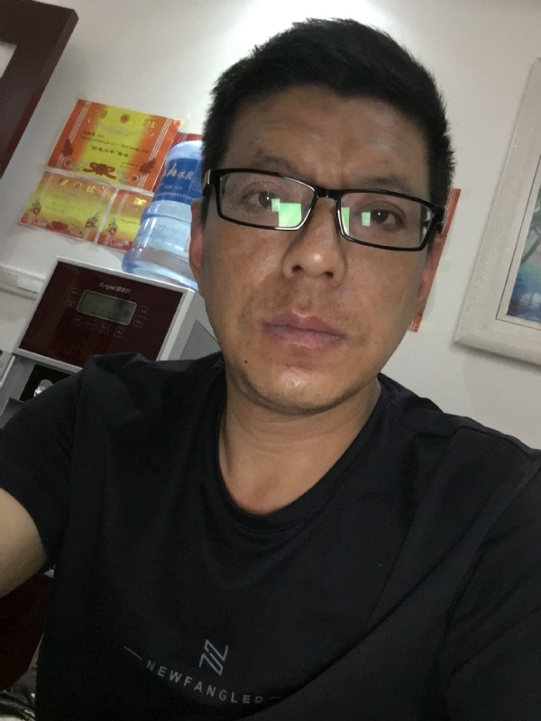 牵手的第三张照片--洛阳相亲服务中心