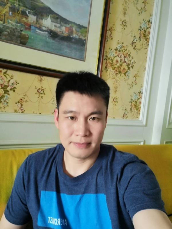 阳光灿烂的第二张照片--洛阳相亲服务中心