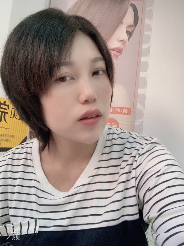 寻找爱情的第一张照片--洛阳相亲服务中心
