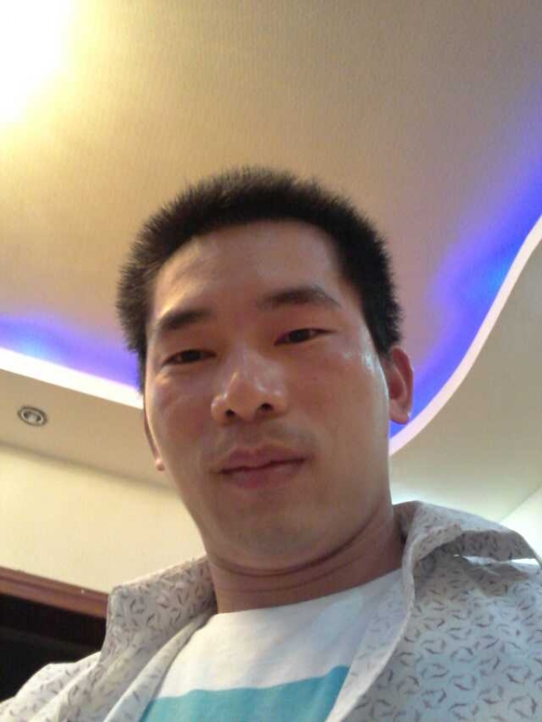 你好呀的第一张照片--洛阳相亲服务中心