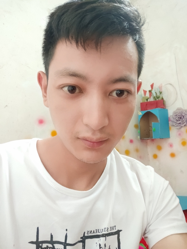 笑对人生的第一张照片--洛阳相亲服务中心