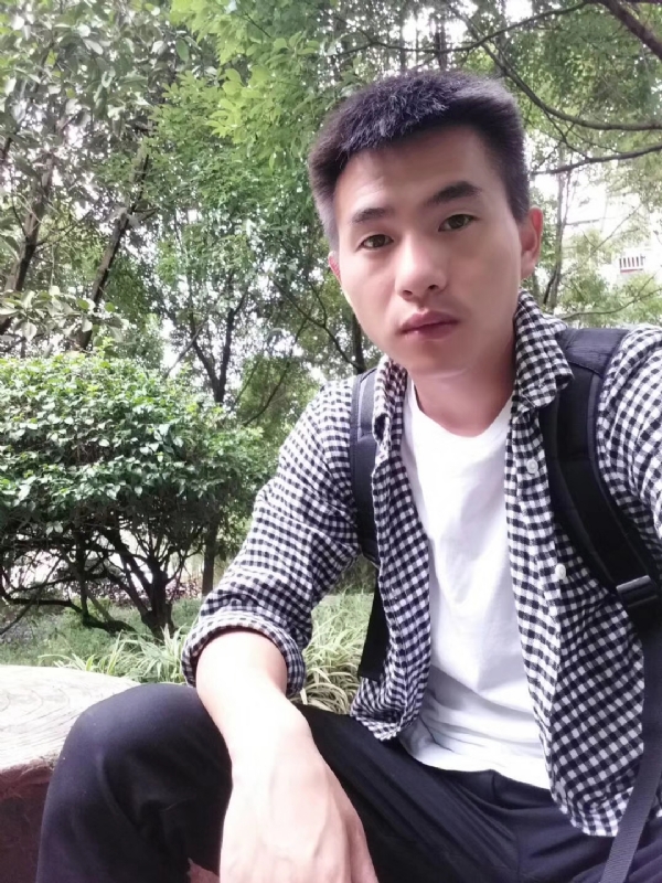 小杨的第一张照片--洛阳相亲服务中心