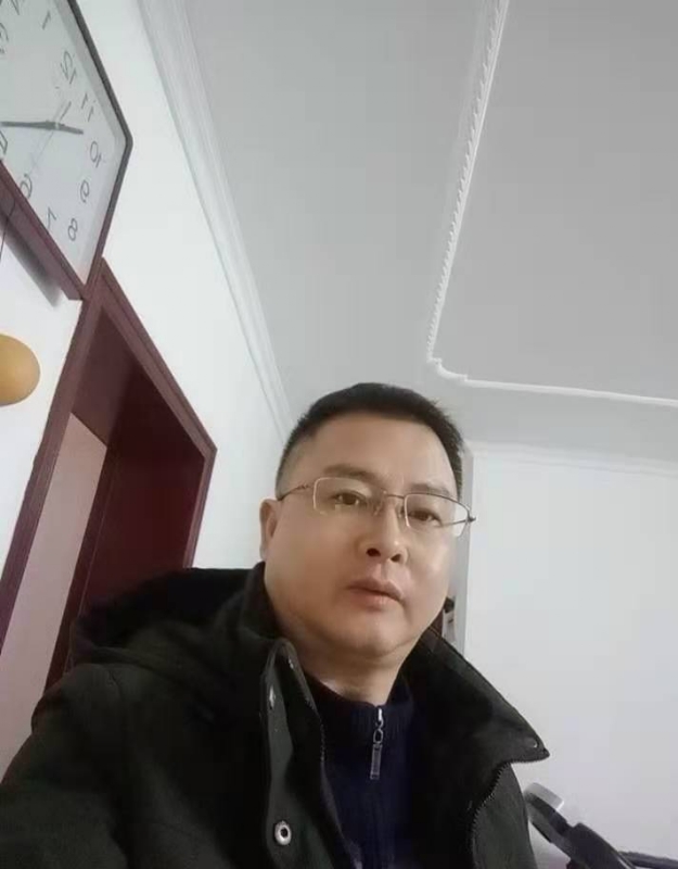 想牵你的手的第一张照片--洛阳相亲服务中心