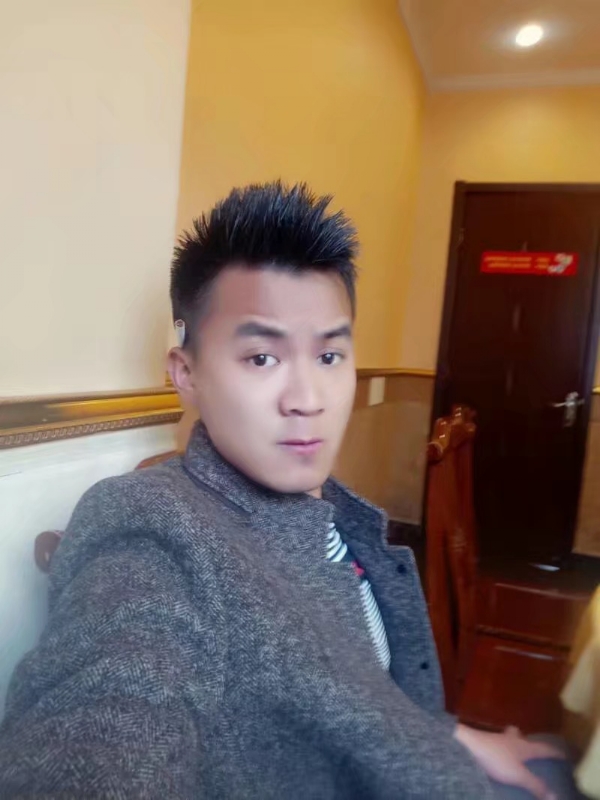 只为等你的第三张照片--洛阳相亲服务中心