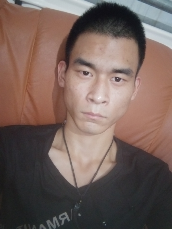 单身狗一枚的第三张照片--洛阳相亲服务中心