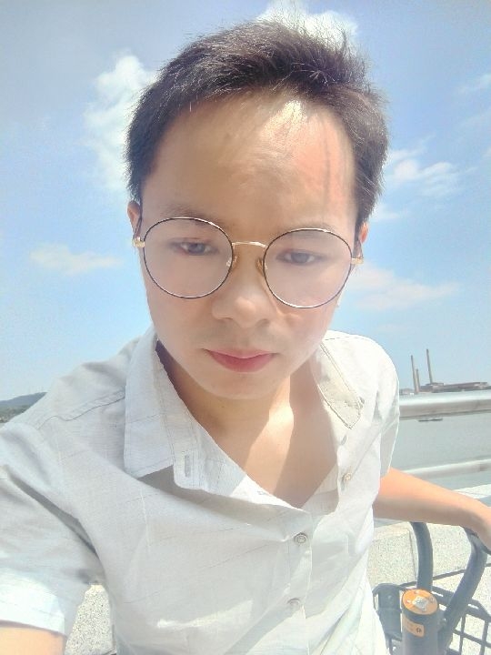 楠呐的第三张照片--洛阳相亲服务中心