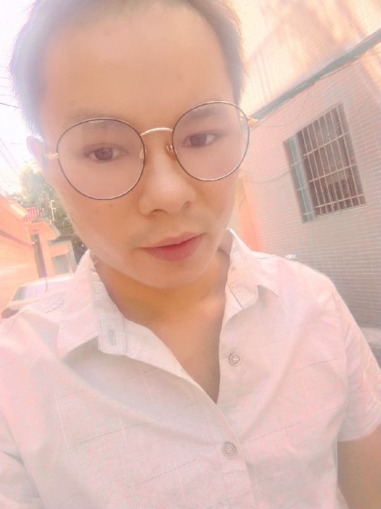 楠呐的第四张照片--洛阳相亲服务中心