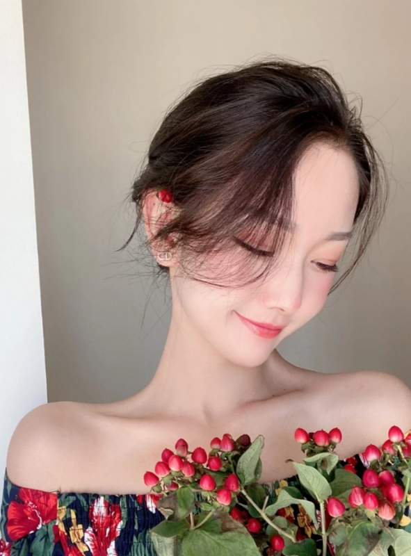 小诗vanessa的第二张照片--洛阳相亲服务中心