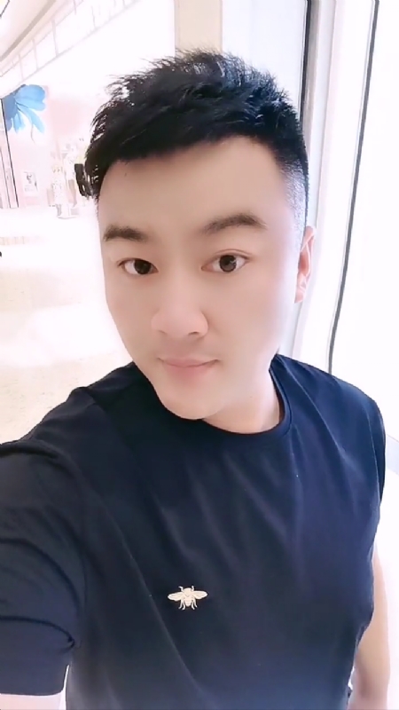 微风徐徐的第二张照片--洛阳相亲服务中心