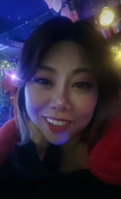 收快递的费仙女的第一张照片--洛阳相亲服务中心