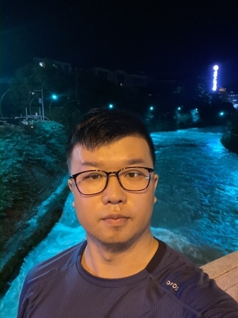 你在哪里的第一张照片--洛阳相亲服务中心