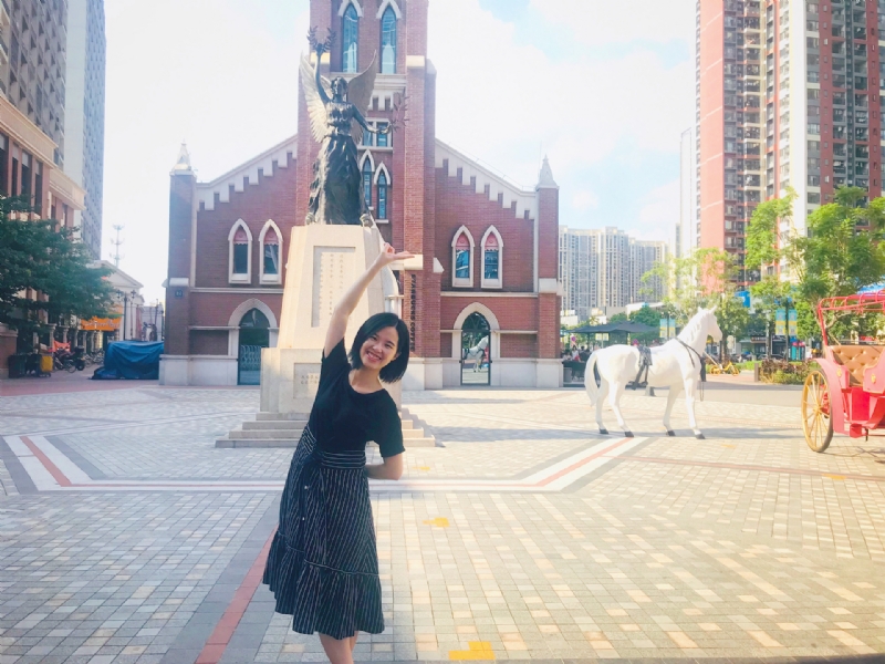 小容的第三张照片--洛阳相亲服务中心