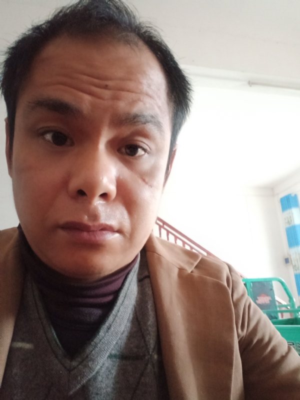 唐水果店发发发的第一张照片--洛阳相亲服务中心