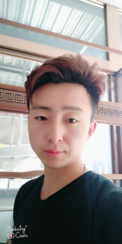 拼命微笑的第二张照片--洛阳相亲服务中心