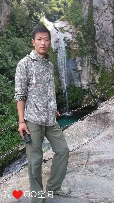 陌颜的第一张照片--洛阳相亲服务中心