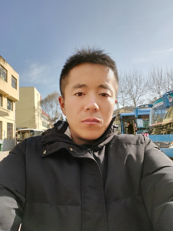 孤独的云的第一张照片--洛阳相亲服务中心