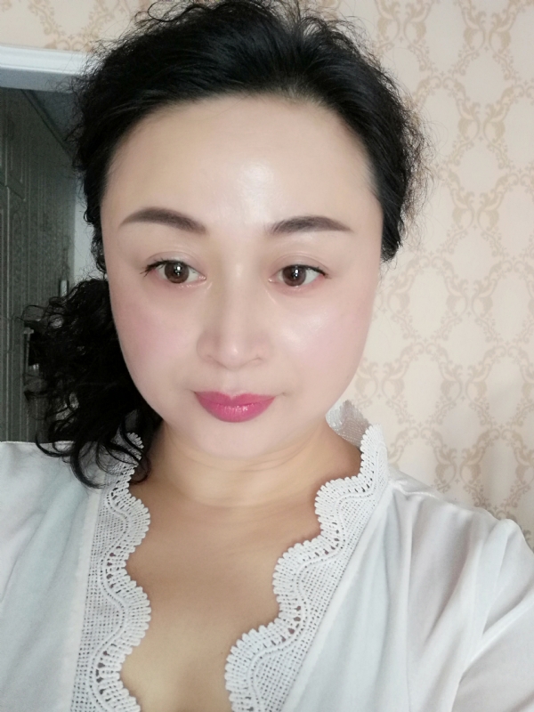 花谢花飞的第一张照片--洛阳相亲服务中心