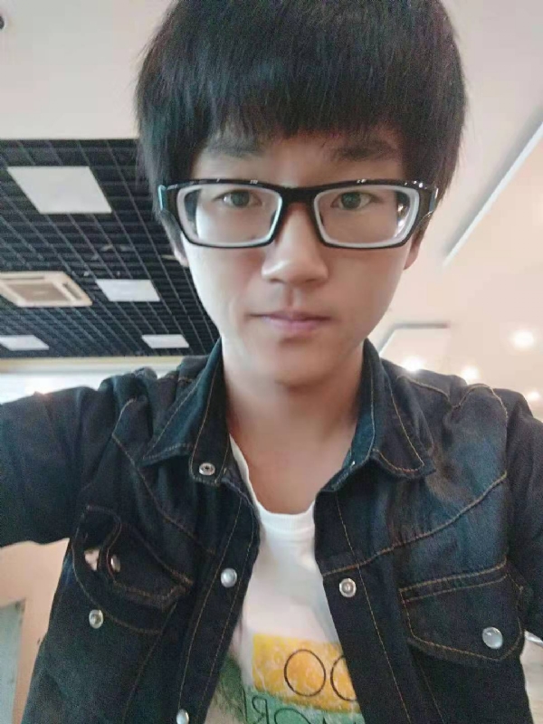 LS书生的第一张照片--洛阳相亲服务中心