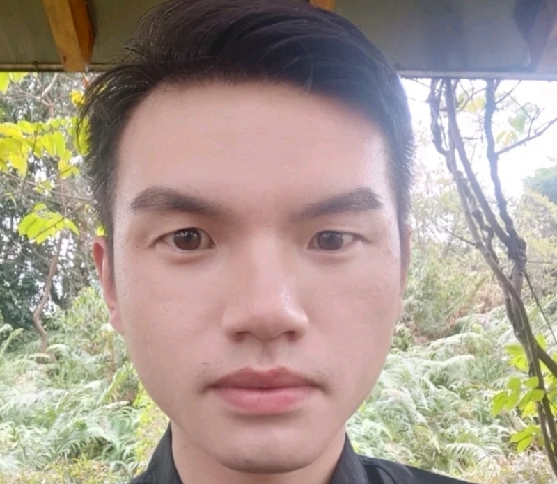 彬彬有礼的第二张照片--洛阳相亲服务中心