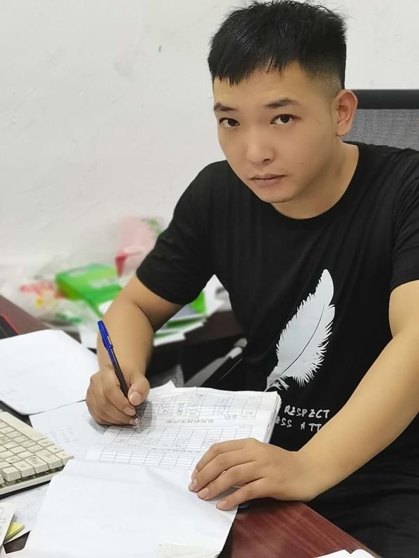 寻找另一伴的第一张照片--洛阳相亲服务中心