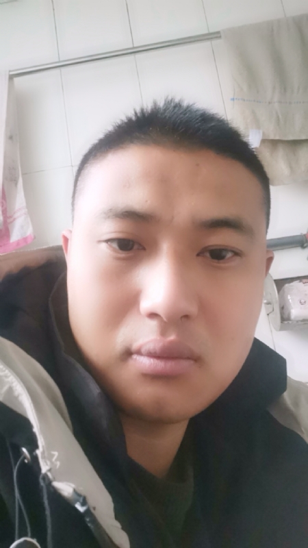 烟花再美不过瞬间的第一张照片--洛阳相亲服务中心