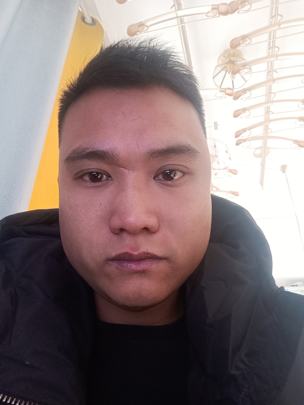 帅的每天被人砍的第一张照片--洛阳相亲服务中心
