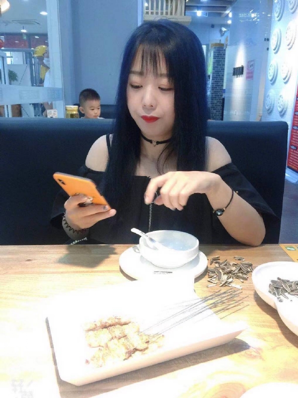 程程的第一张照片--洛阳相亲服务中心