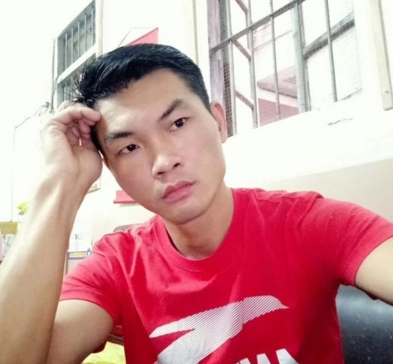 英俊的台灯的第一张照片--洛阳相亲服务中心