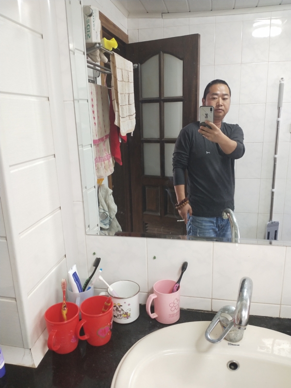 半世人间的第二张照片--洛阳相亲服务中心