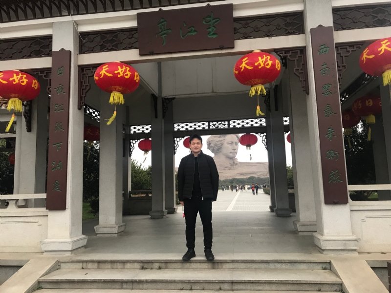 风继续吹的第一张照片--洛阳相亲服务中心