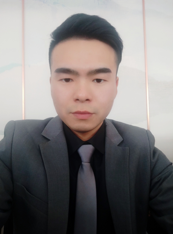 穿西装的鲨鱼的第一张照片--洛阳相亲服务中心