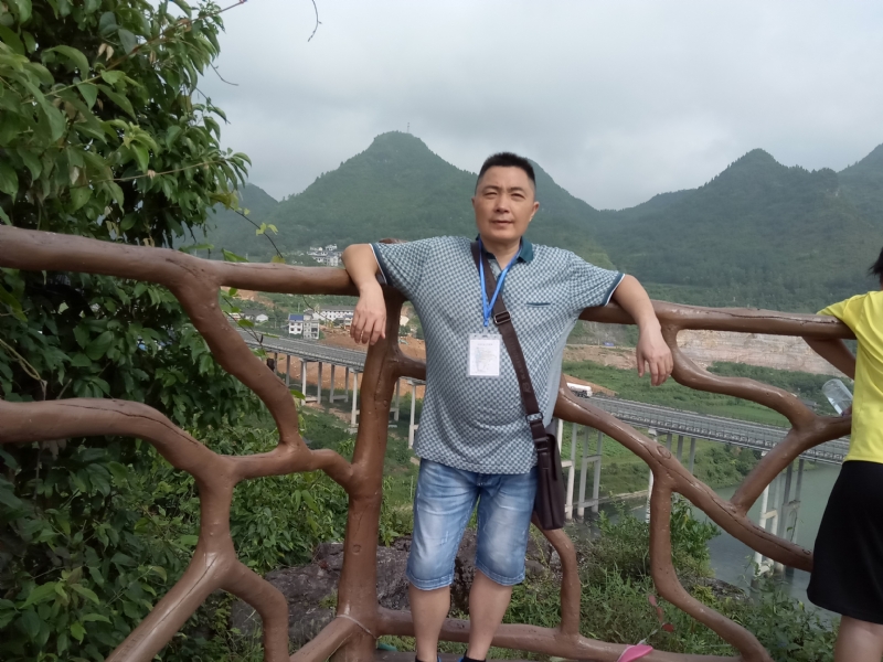 岁月无声的第一张照片--洛阳相亲服务中心