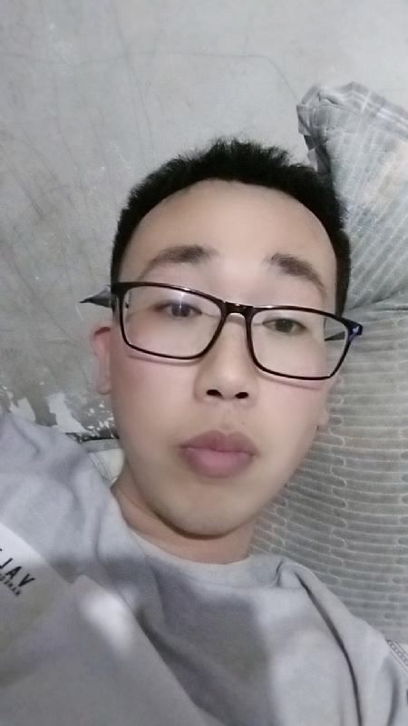 喜欢比我大的女人的第一张照片--洛阳相亲服务中心