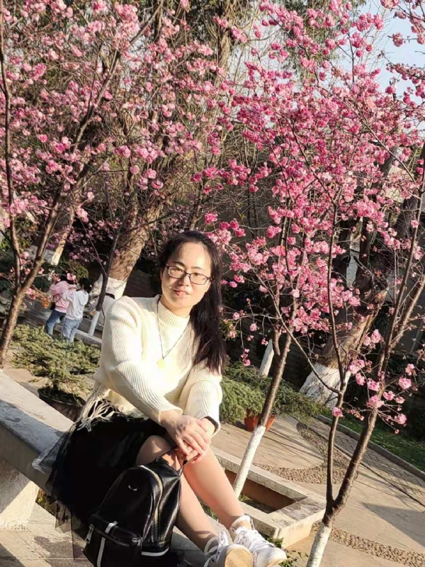 Nancy的第一张照片--洛阳相亲服务中心