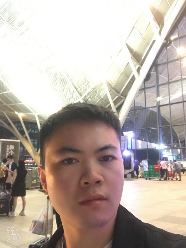 骑马的快乐的第一张照片--洛阳相亲服务中心