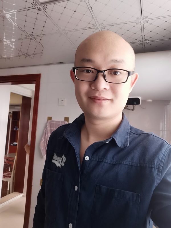 凝望远方的第一张照片--洛阳相亲服务中心