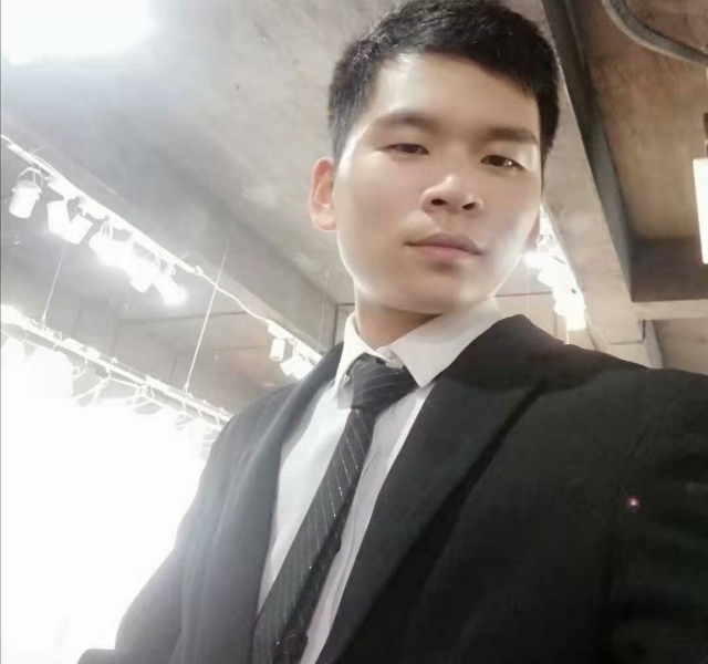 凌晨三点三分的第三张照片--洛阳相亲服务中心