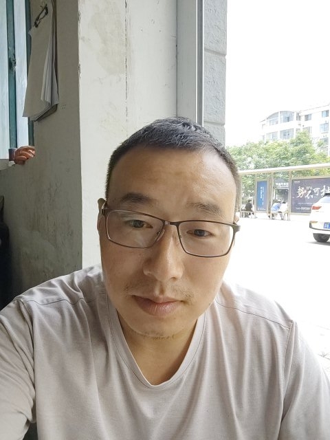 转身的距离的第一张照片--洛阳相亲服务中心