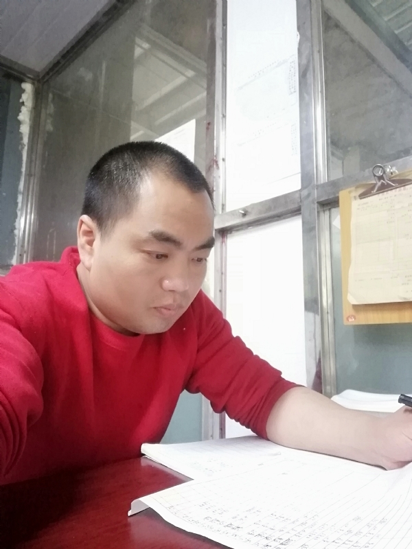 小吴的第一张照片--洛阳相亲服务中心