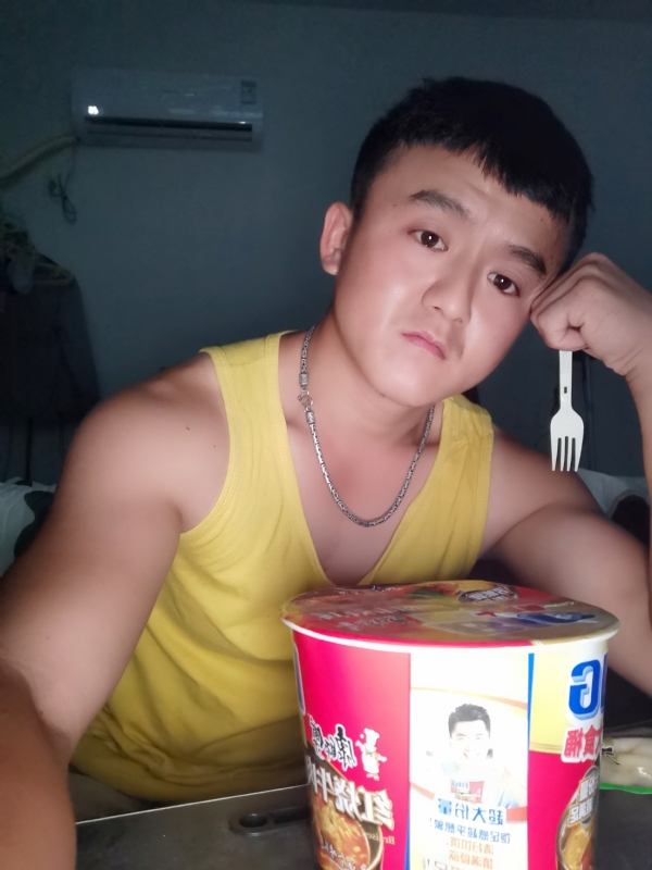 飞飞的第二张照片--洛阳相亲服务中心