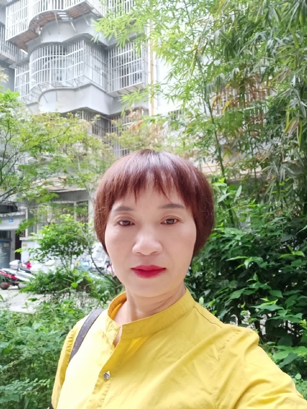 小瓶子的第二张照片--洛阳相亲服务中心