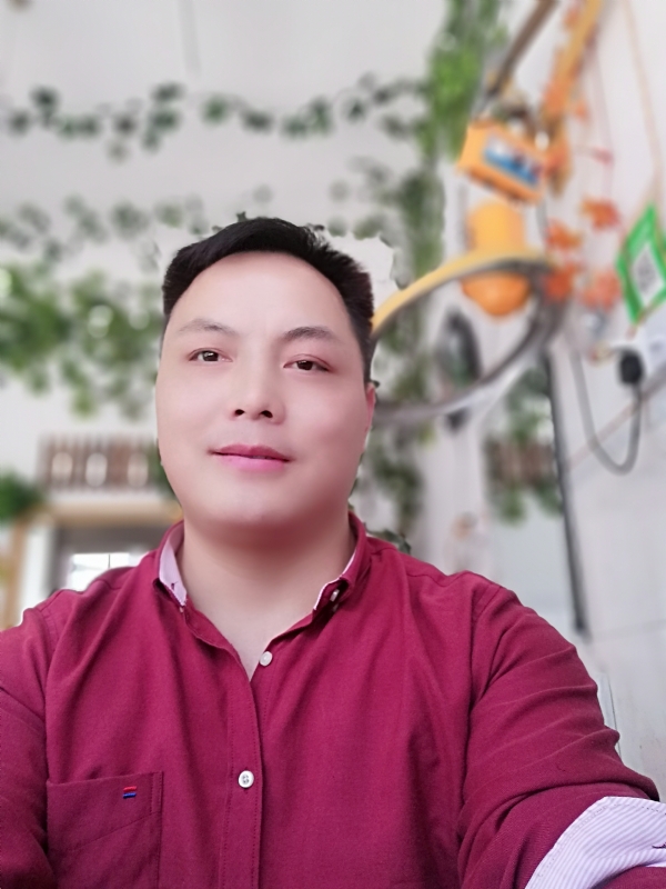 展梦飞翔XC的第一张照片--洛阳相亲服务中心
