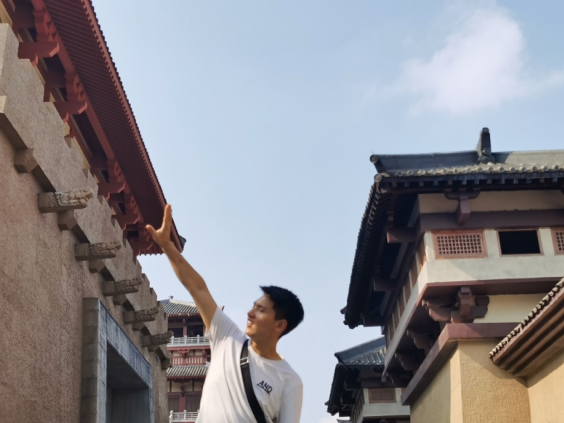咸鱼不闲的第一张照片--洛阳相亲服务中心