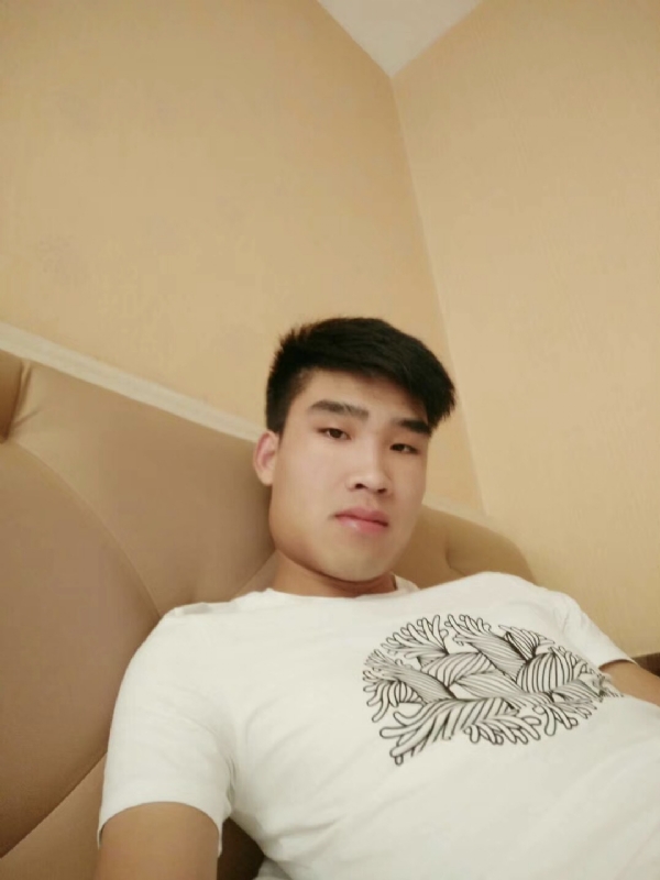 谁不曾孤单上路的第一张照片--洛阳相亲服务中心