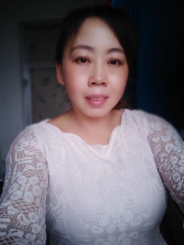 笑看人生的第一张照片--洛阳相亲服务中心