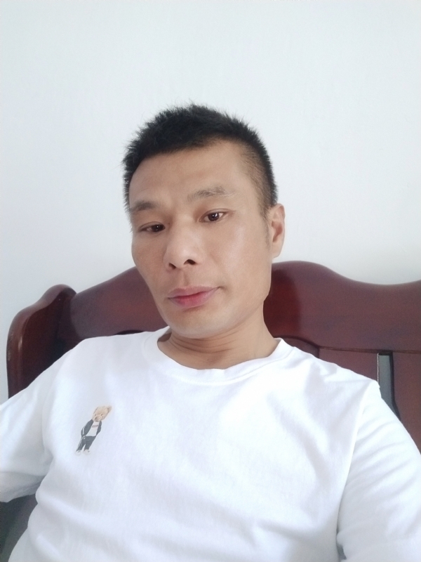 年少轻狂的第一张照片--洛阳相亲服务中心