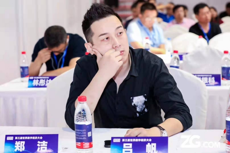 一生摯愛的第一张照片--洛阳相亲服务中心