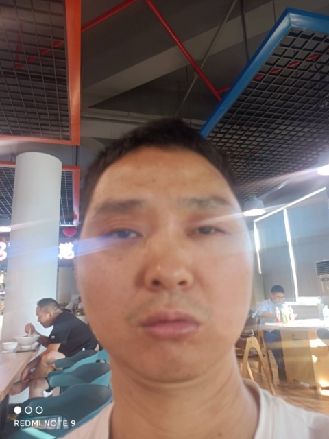 专情、互爱的第二张照片--洛阳相亲服务中心