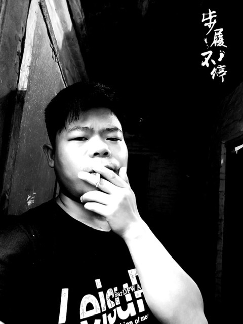 一見鍾情的第三张照片--洛阳相亲服务中心
