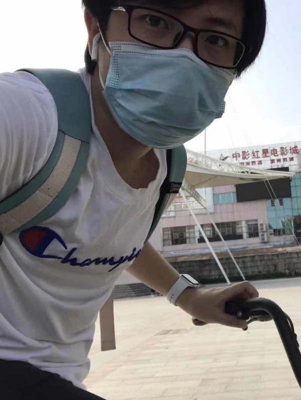 丁先生的第二张照片--洛阳相亲服务中心